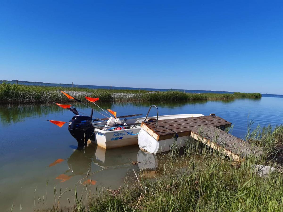 Отель Intsu Suvemaja Liiva  Экстерьер фото